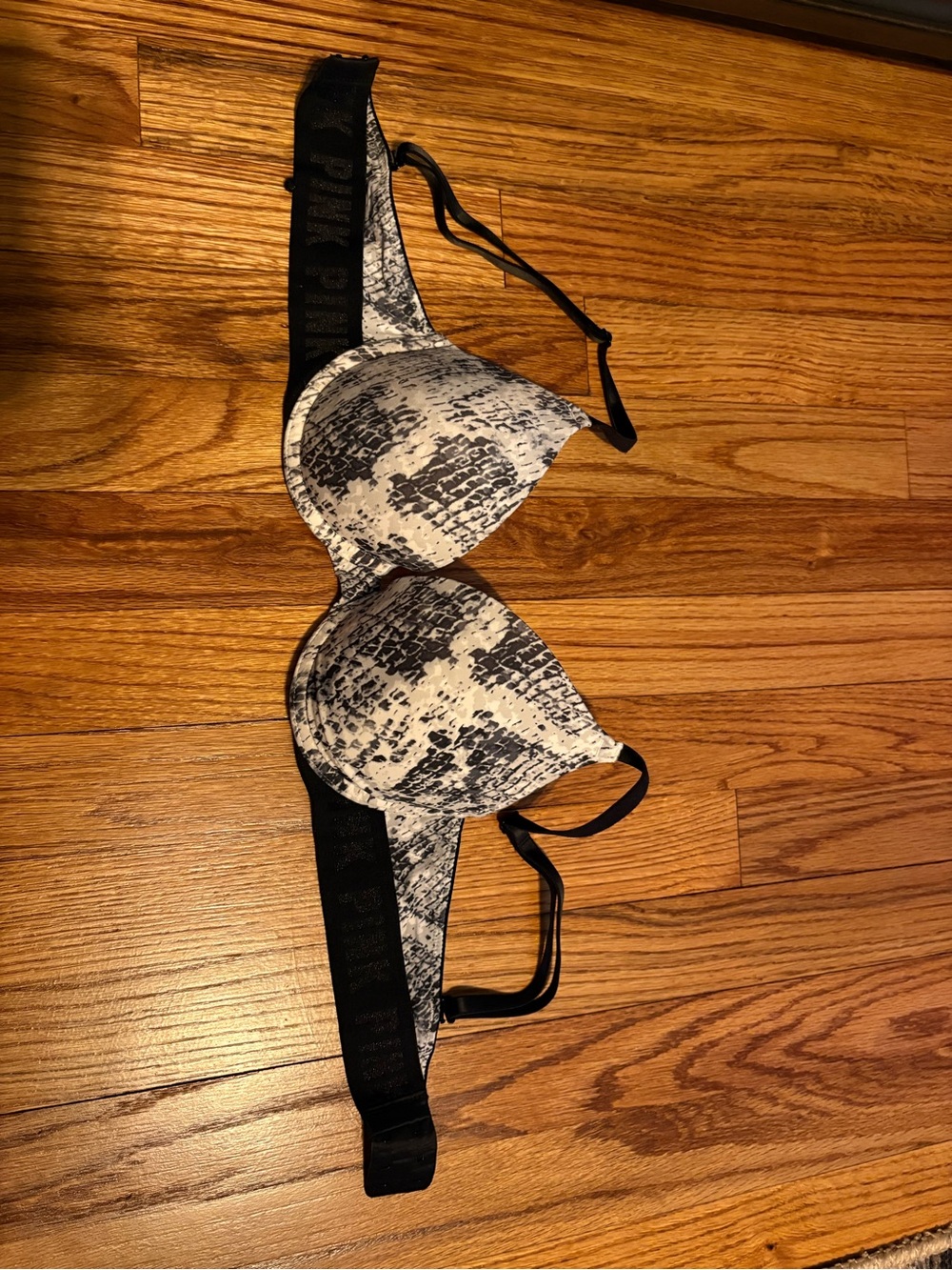 PINK Victoria's Secret Black & White Snake-Print Push-Up Bra
